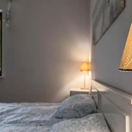 Five Bedroom Cozy In *